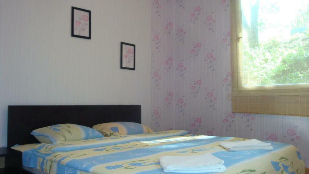 Комплекс Белите Къщи Shtarkelovo Gnezdo Exterior foto